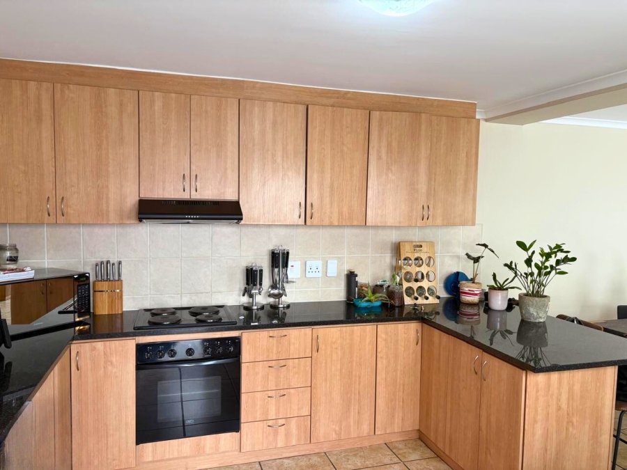 To Let 3 Bedroom Property for Rent in Avalon Estate Western Cape